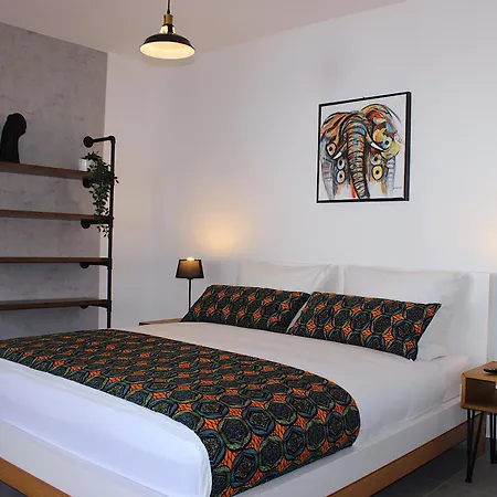 Mawulo - Stadtwohnung Im Zentrum Mit Balkon 公寓 *