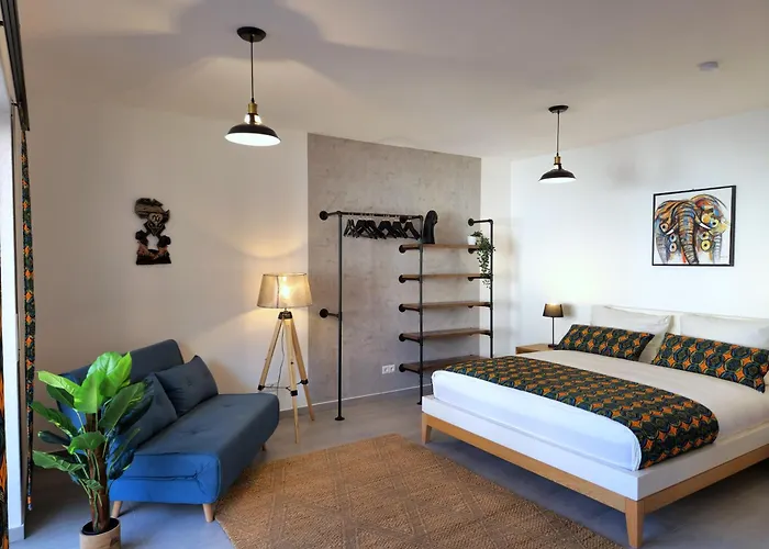 Mawulo Neustadt Zentrum Appartamento